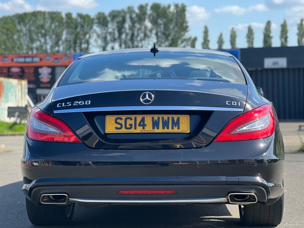 Mercedes-Benz CLS 2.1L Cls250 Cdi Blueefficiency Amg Sport Black #4