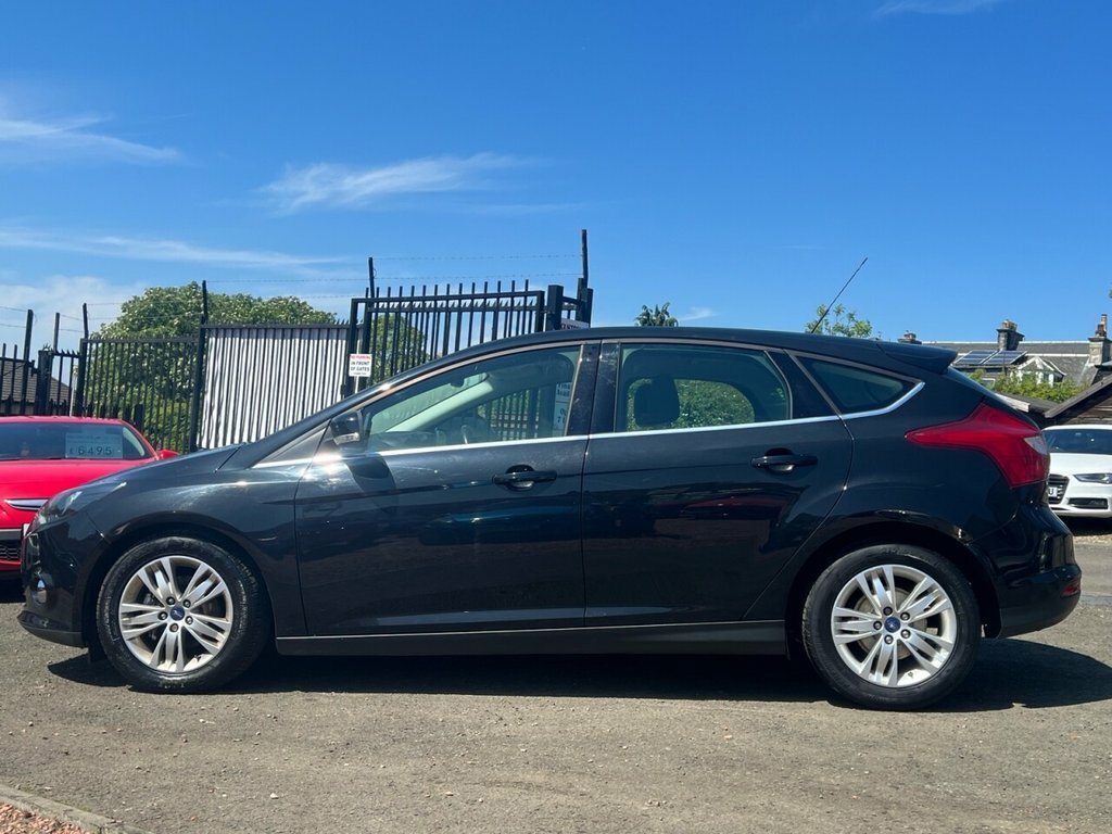 Ford Focus 1L Titanium Navigator Tdci SJ64TSX Black #4