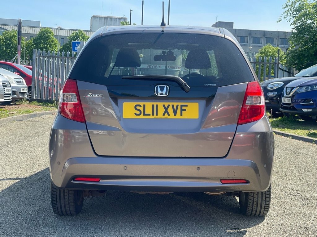 Honda Jazz 1.3L I-vtec Ex SL11XVF Silver #6