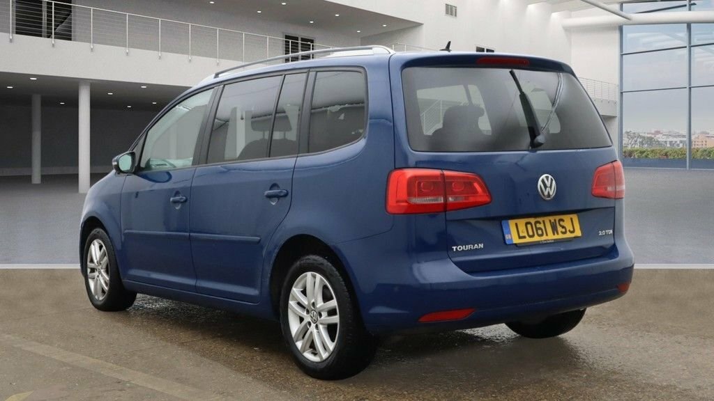 Volkswagen Touran 2L Se Tdi Dsg Blue #3