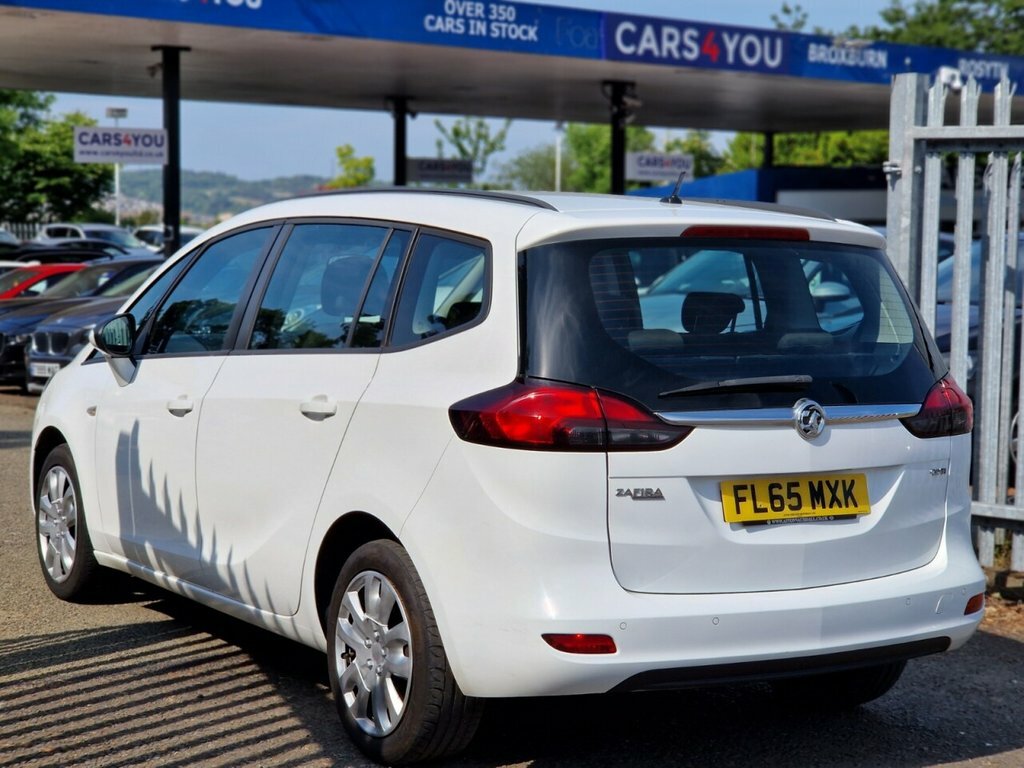 Vauxhall Zafira Tourer 2.0 Exclusiv Cdti 128 Bhp W25DOC White #6