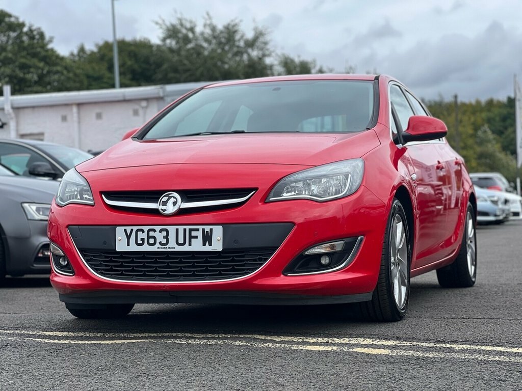 Vauxhall Astra 2L Sri Cdti YG63UFW Red #3