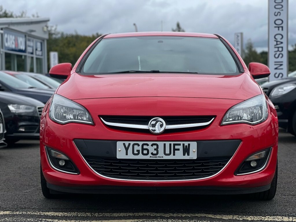 Vauxhall Astra 2L Sri Cdti YG63UFW Red #2