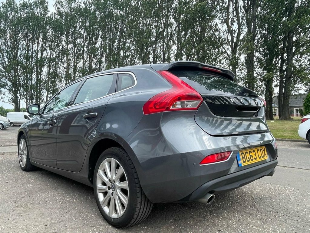 Volvo V40 2L D4 Se Lux BG63CDX Grey #4