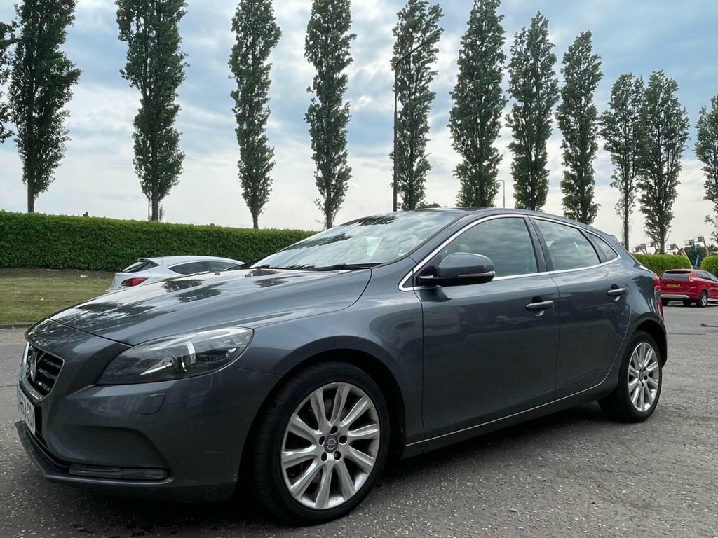 Volvo V40 2L D4 Se Lux BG63CDX Grey #2