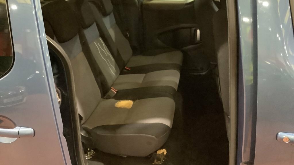 Peugeot Partner Tepee 1.6L E-hdi Tepee S Blue #6