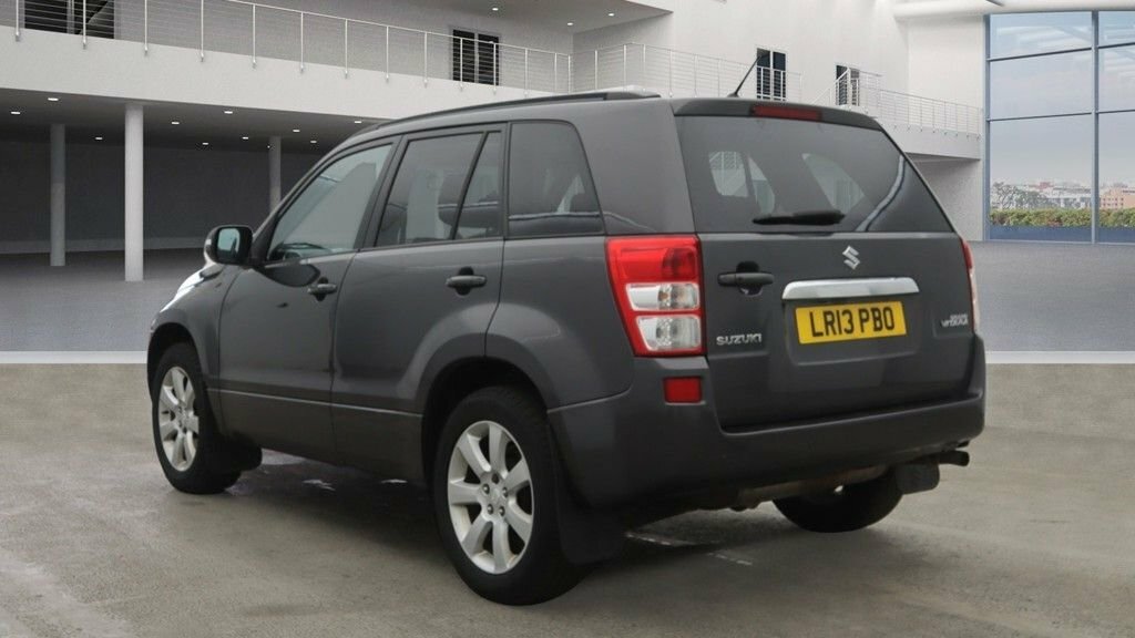 Suzuki Grand Vitara 2.4L Sz5 Grey #3