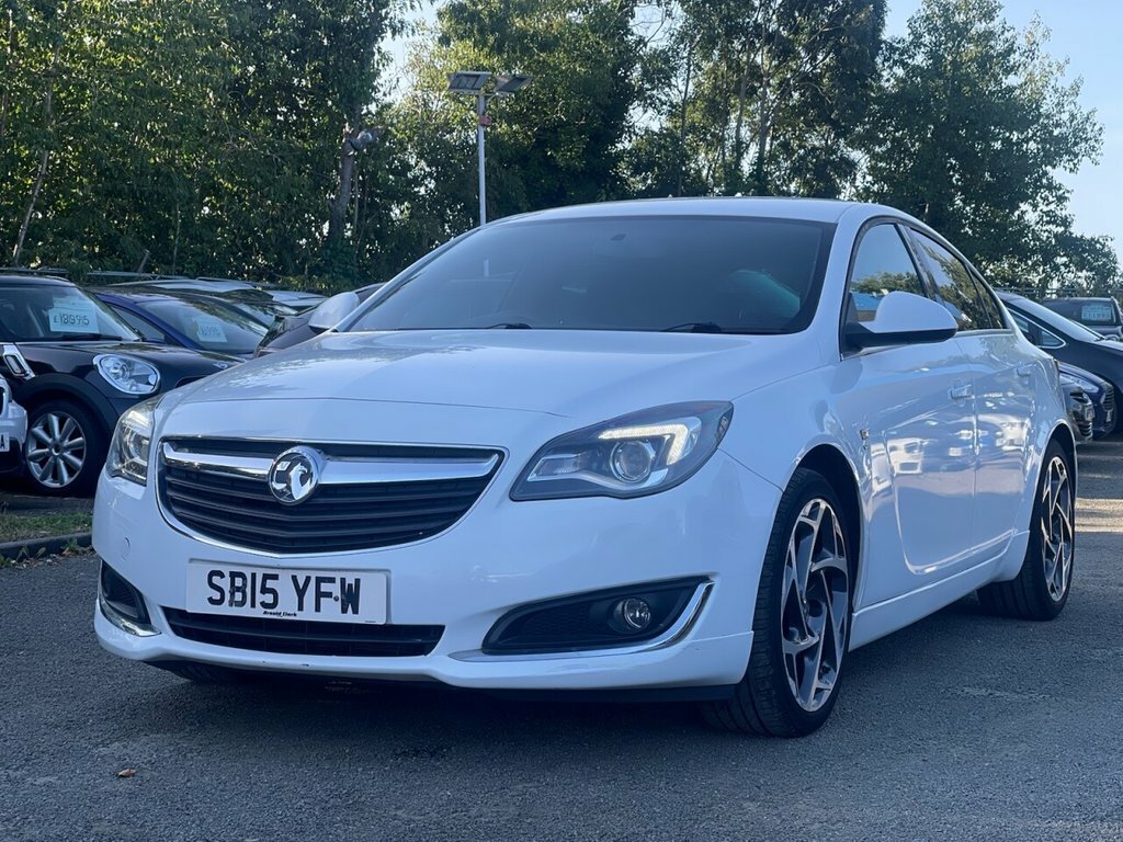Vauxhall Insignia 2L Sri Vx-line Cdti SB15YFW White #3