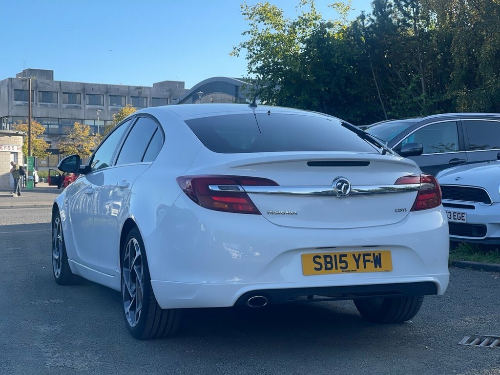 Vauxhall Insignia 2L Sri Vx-line Cdti SB15YFW White #5