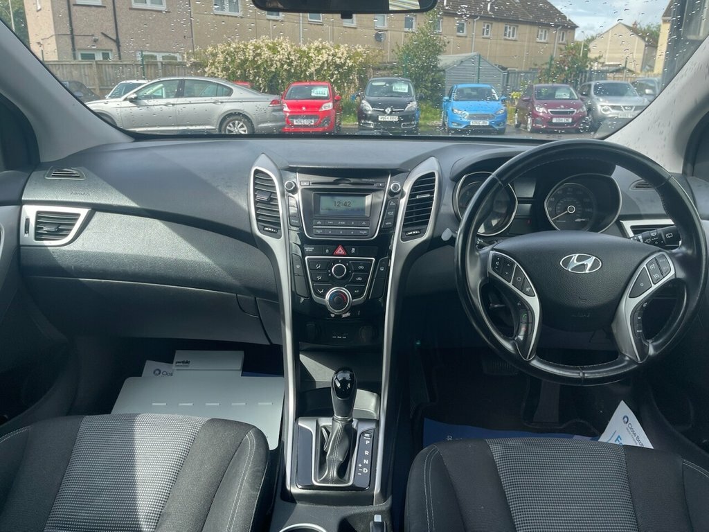 Hyundai I30 1.6L Active Crdi Blue #3