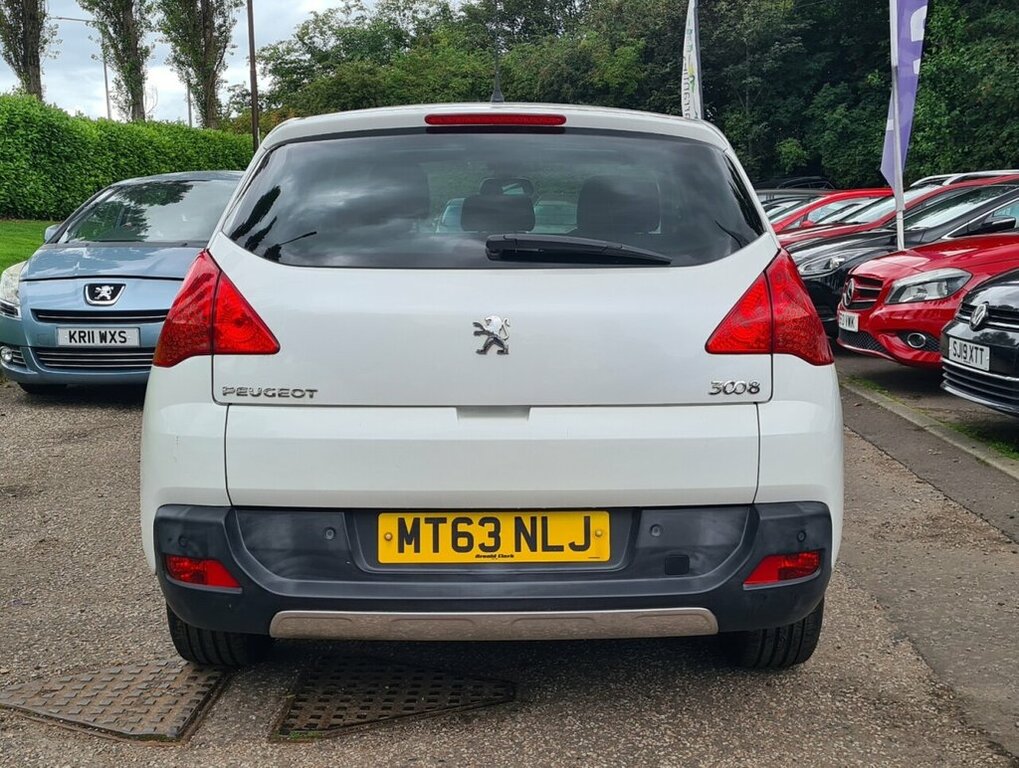 Peugeot 3008 2L Allure Hdi Fap MT63NLJ White #6