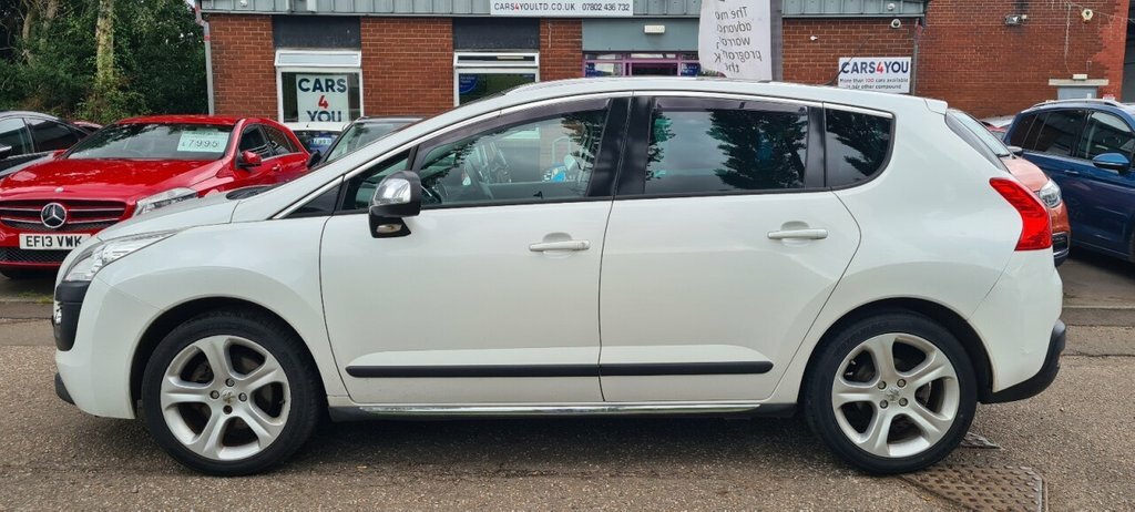 Peugeot 3008 2L Allure Hdi Fap MT63NLJ White #4