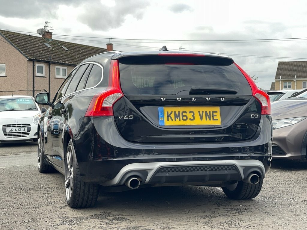 Volvo V60 2L D3 R-design Lux Nav KM63VNE Black #4