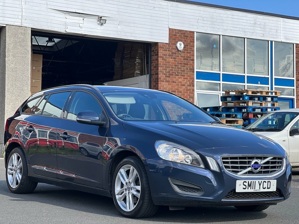 Volvo V60 1.6L T3 Es Blue