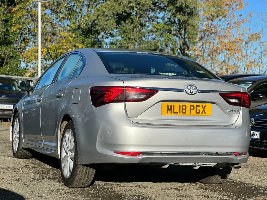Toyota Avensis 1.6L D-4d Active Silver #4