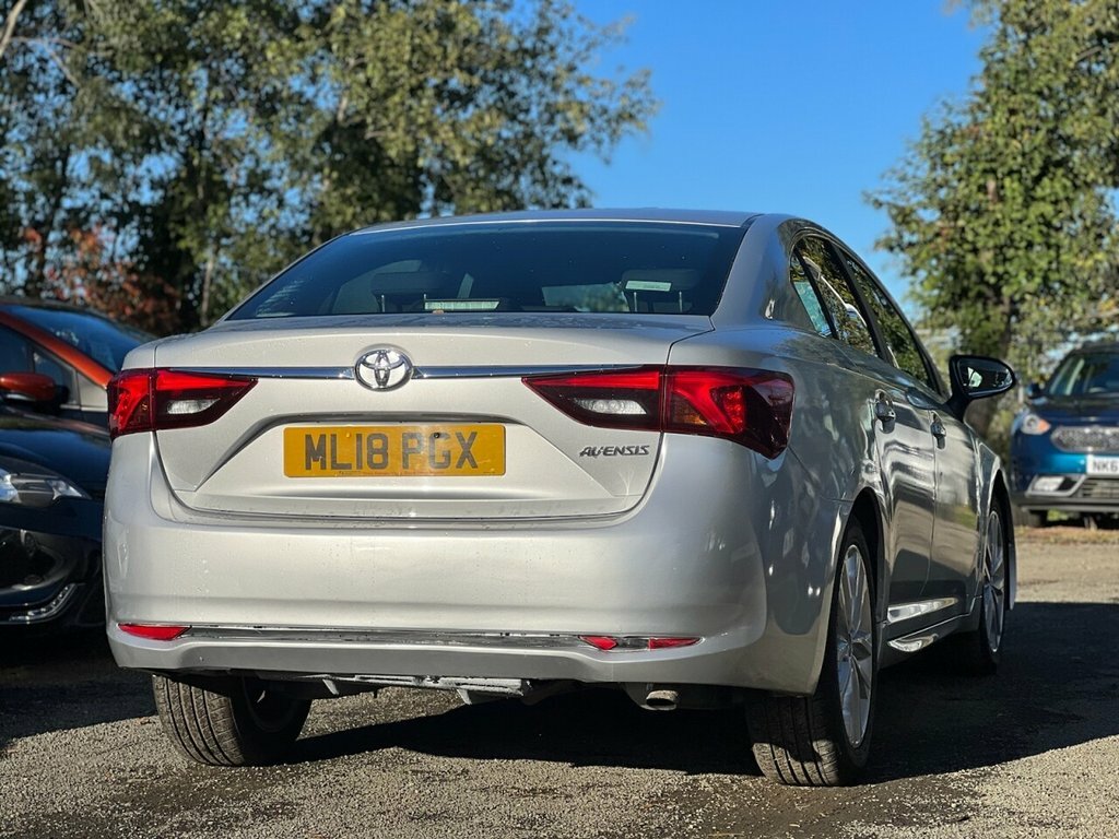 Toyota Avensis 1.6L D-4d Active Silver #6