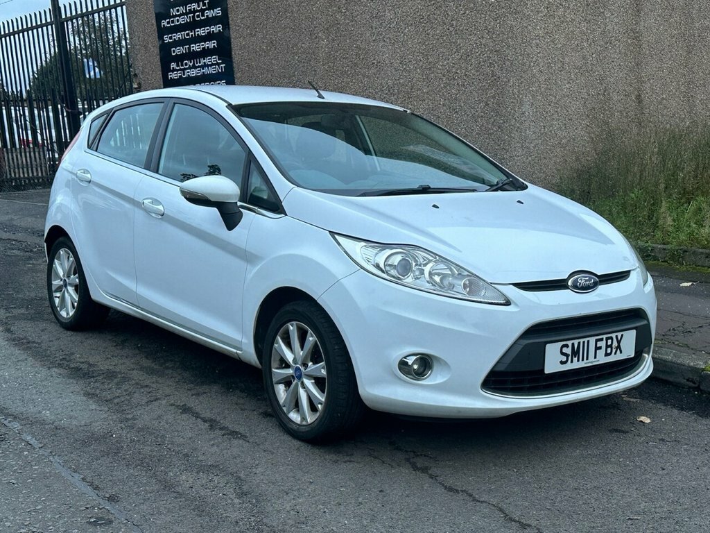 Ford Fiesta 1.4L Zetec 16V White