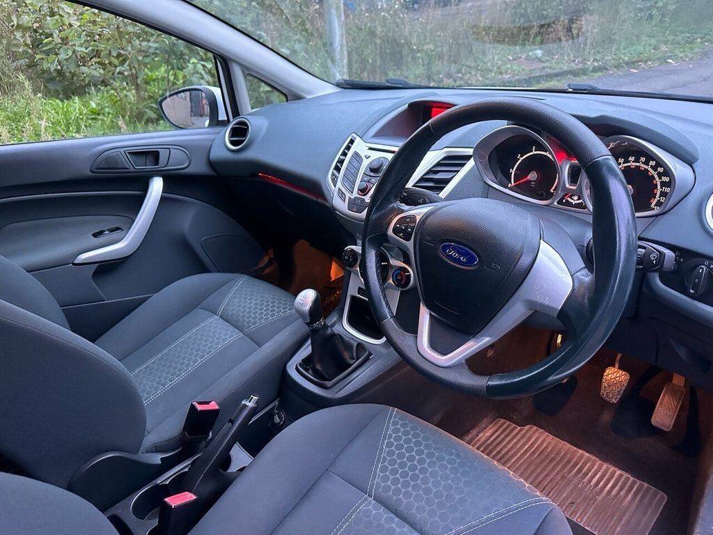 Ford Fiesta 1.4L Zetec 16V SM11FBX White #3