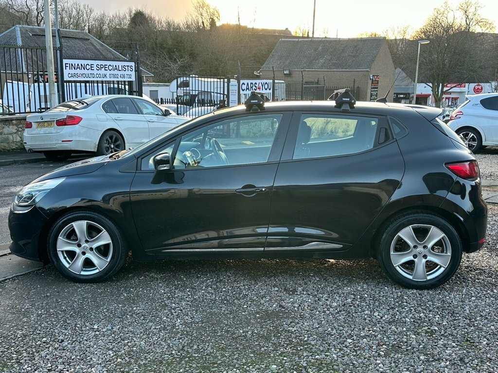 Renault Clio 0.9L Dynamique Medianav Energy Tce Ss SE63CFL Black #4