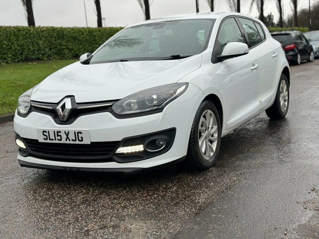 Renault Megane 1.5L Dynamique Tomtom Energy Dci Ss SL15XJG White #3