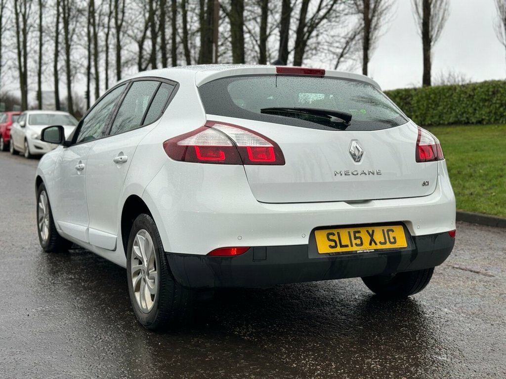 Renault Megane 1.5L Dynamique Tomtom Energy Dci Ss SL15XJG White #5