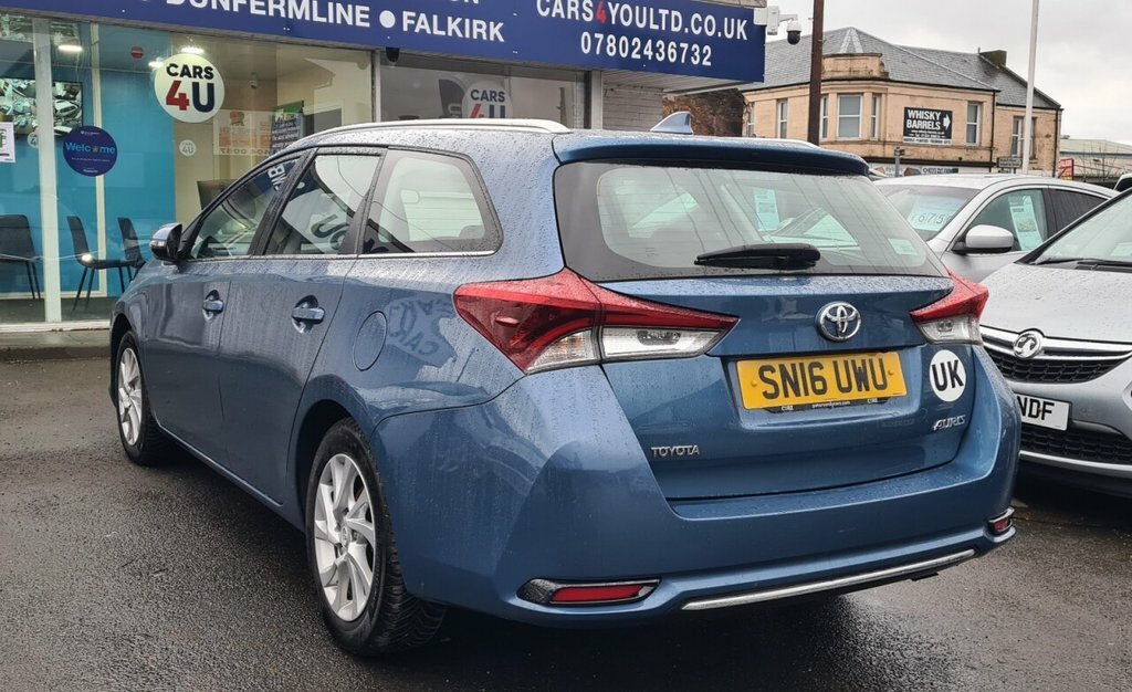 Toyota Auris 1.6L D-4d Business Edition Touring Sports SN16UWU Blue #5