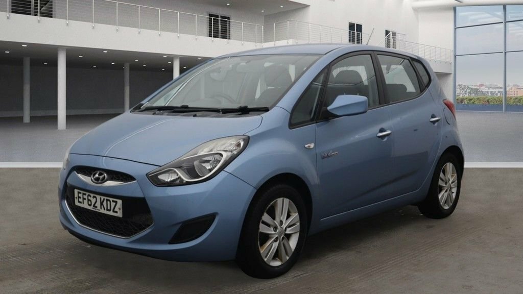 Hyundai Ix20 1.6L Active Crdi EF62KDZ Blue #2