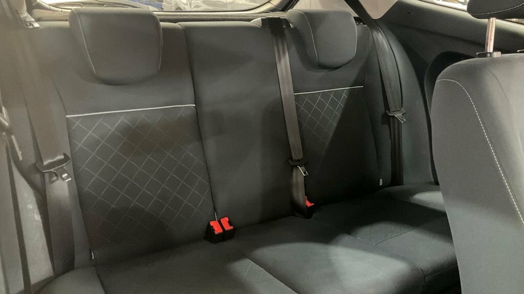 Ford Fiesta 1L Zetec SW12HHX Red #6