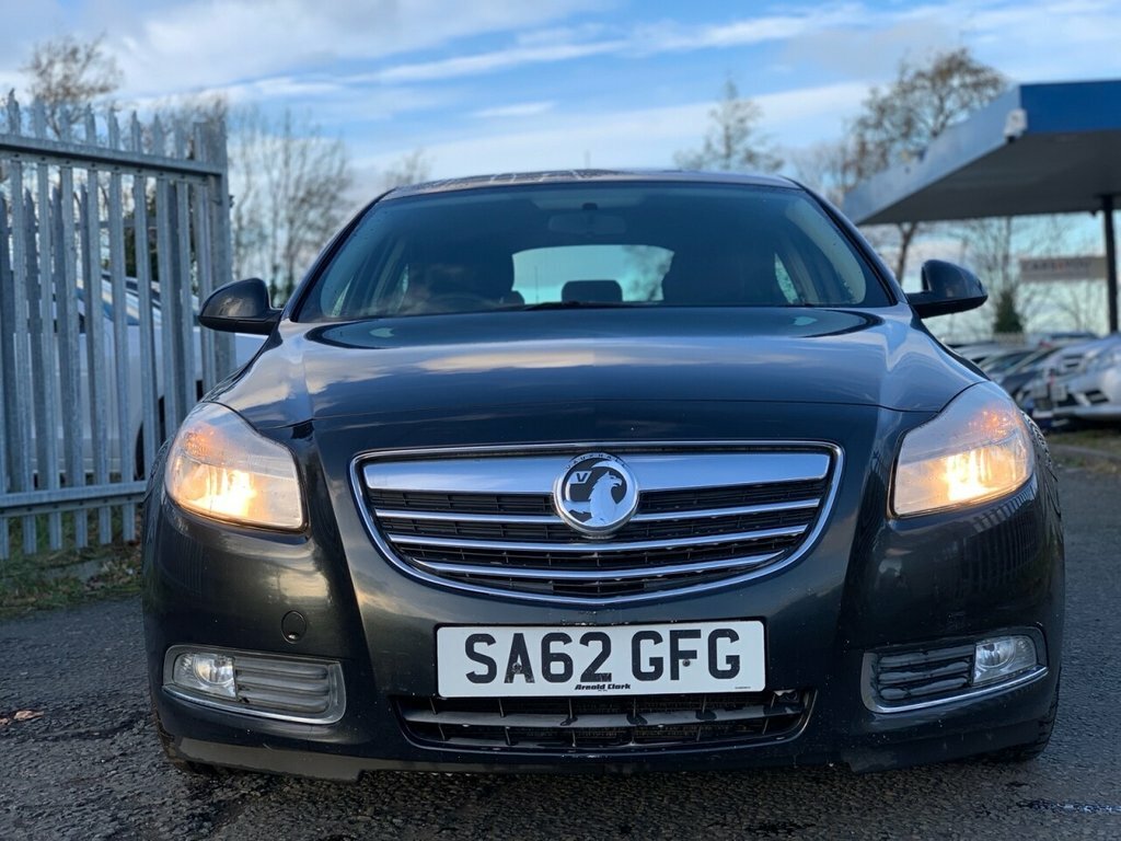 Vauxhall Insignia 2L Sri Cdti SA62GFG Black #2