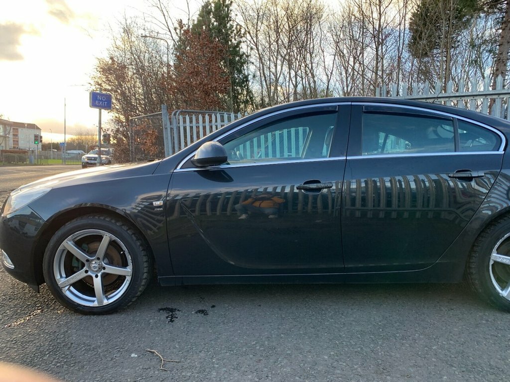 Vauxhall Insignia 2L Sri Cdti SA62GFG Black #4