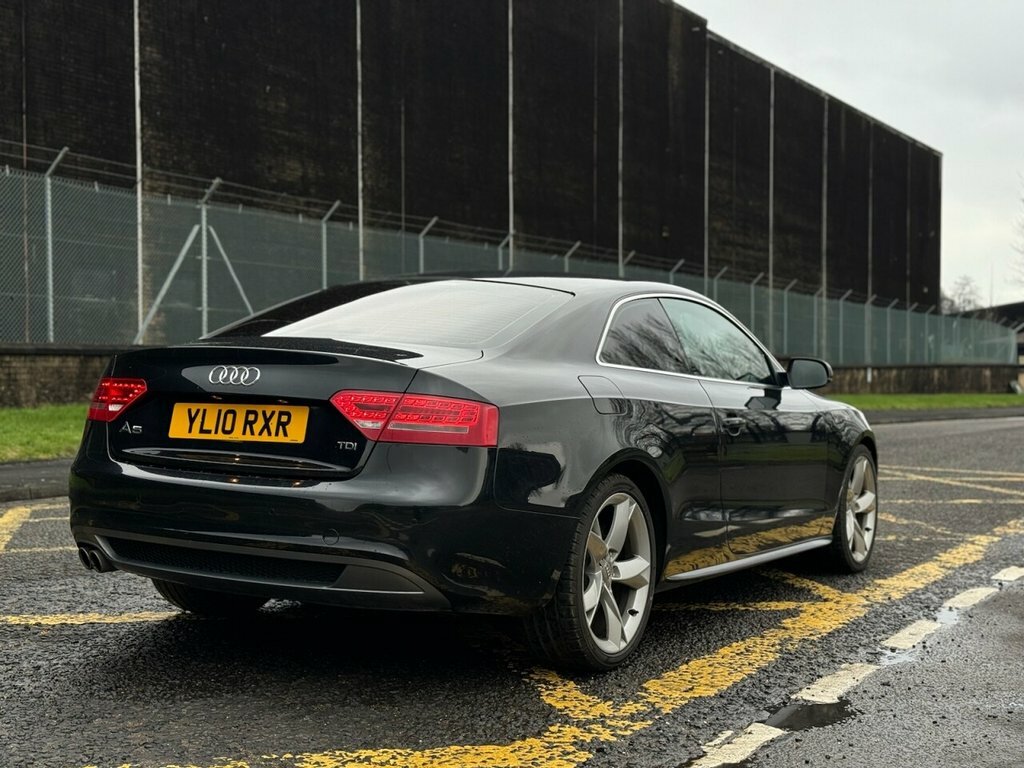 Audi A5 2L Tdi S Line Special Edition Black #4
