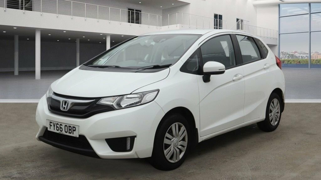 Honda Jazz 1.3L I-vtec S FY66OBP White #2