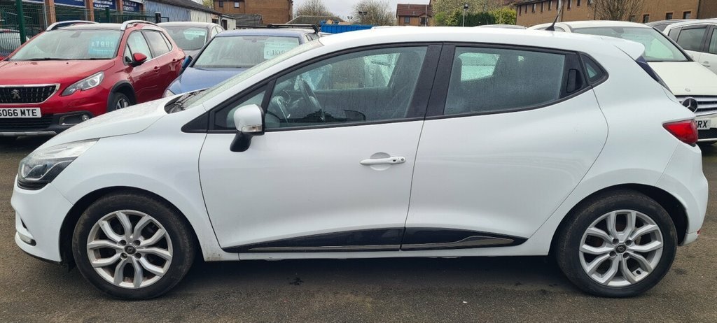Renault Clio 1.5L Dynamique Nav Dci MK18TWM White #4