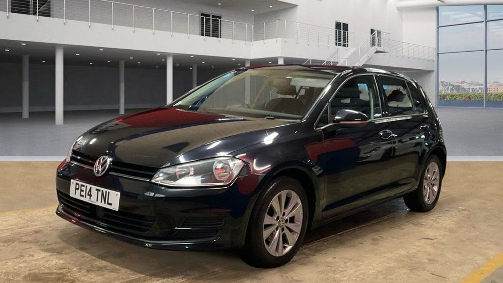 Volkswagen Golf 2L Se Tdi Bluemotion Technology PE14TNL Black