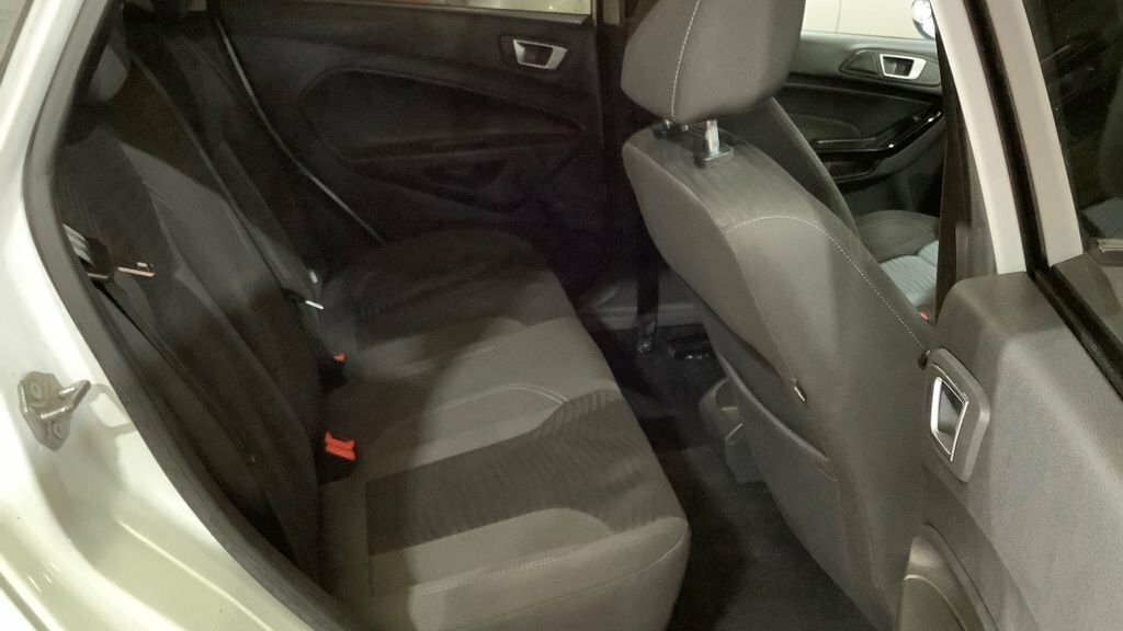 Ford Fiesta 1L Zetec WX13WYM White #6