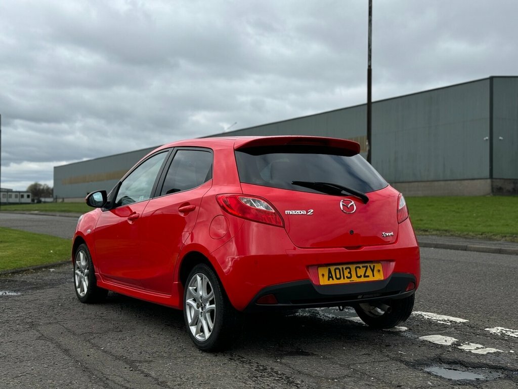 Mazda 2 1.5L Sport Red #5
