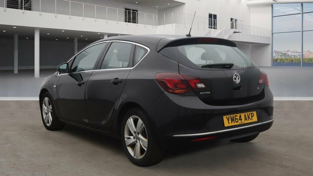 Vauxhall Astra 1.6L Sri YM64AKP Black #3