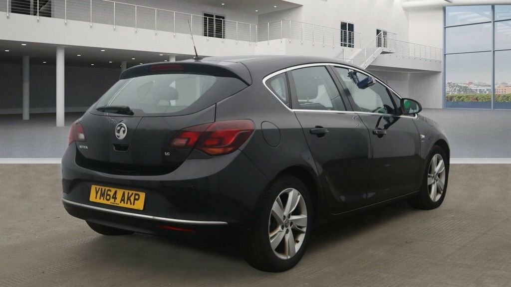 Vauxhall Astra 1.6L Sri YM64AKP Black #4