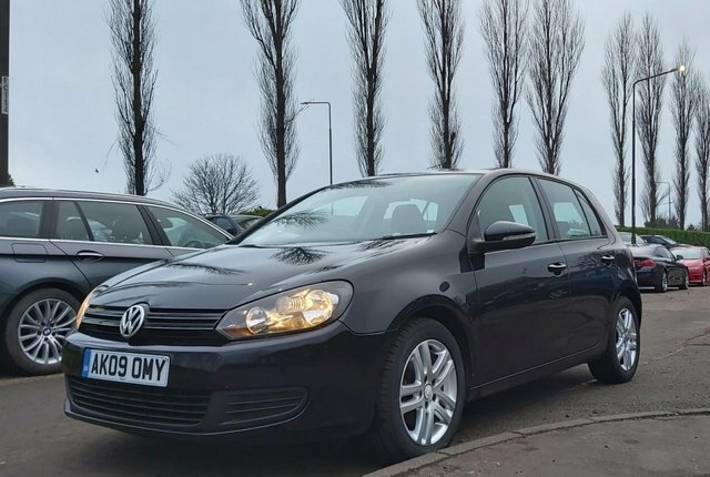 Volkswagen Golf 2L Se Tdi Black #3