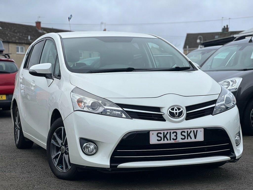 Toyota Verso 2L Icon D-4d White