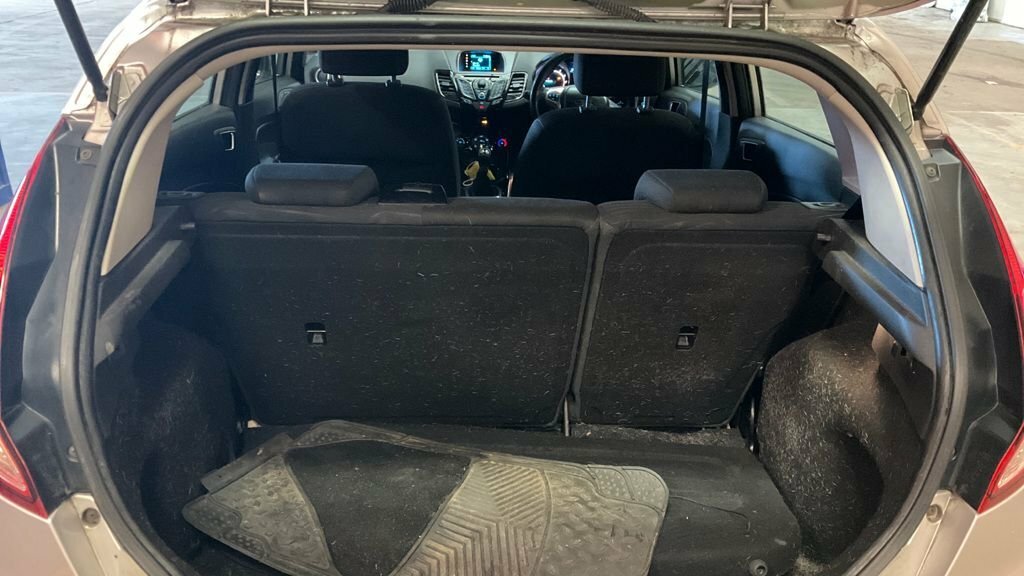 Ford Fiesta 1.2L Zetec SG63HNF Silver #5