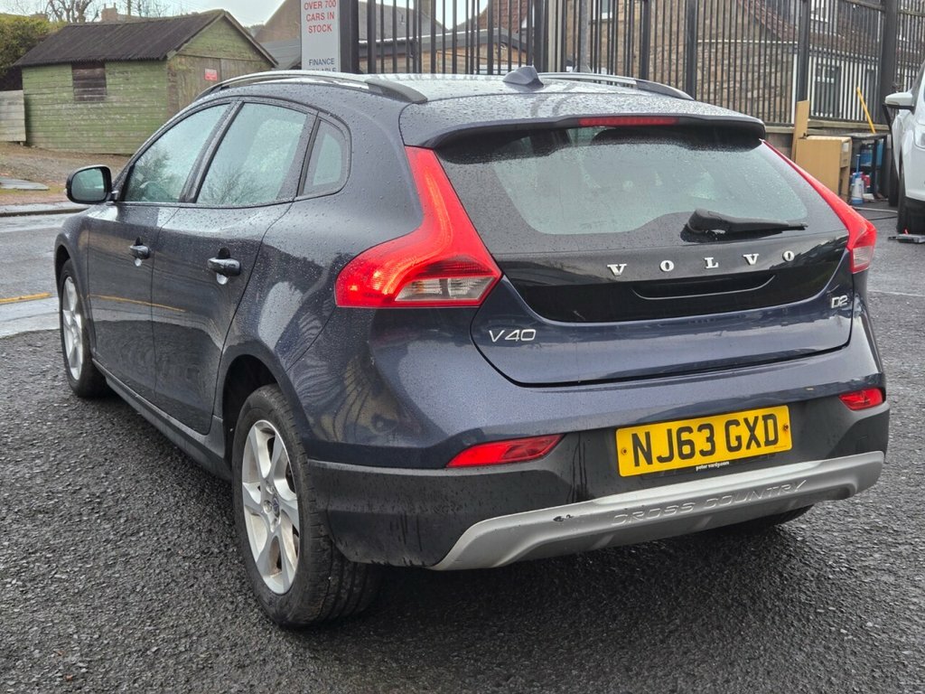 Volvo V40 Cross Country 1.6L D2 Cross Country Lux Blue #5