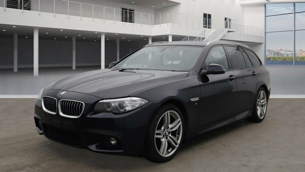 BMW 5 Series 2L 520D M Sport Touring SW17ZGM Black #2