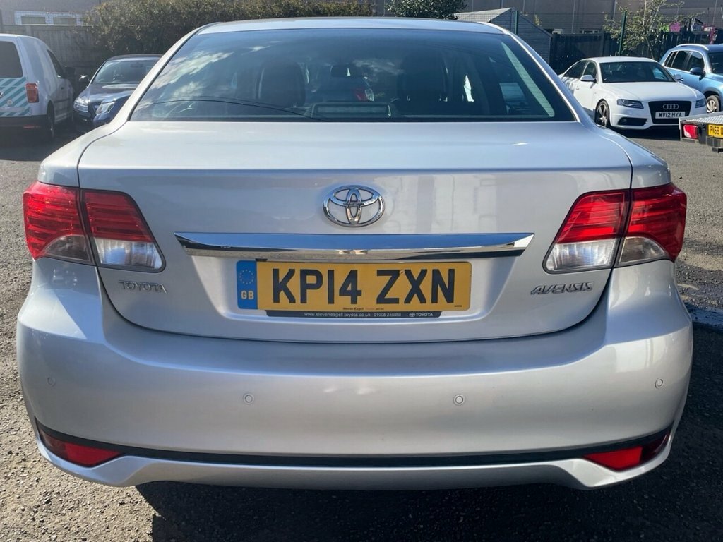 Toyota Avensis 2.2L D-cat Icon Silver #6