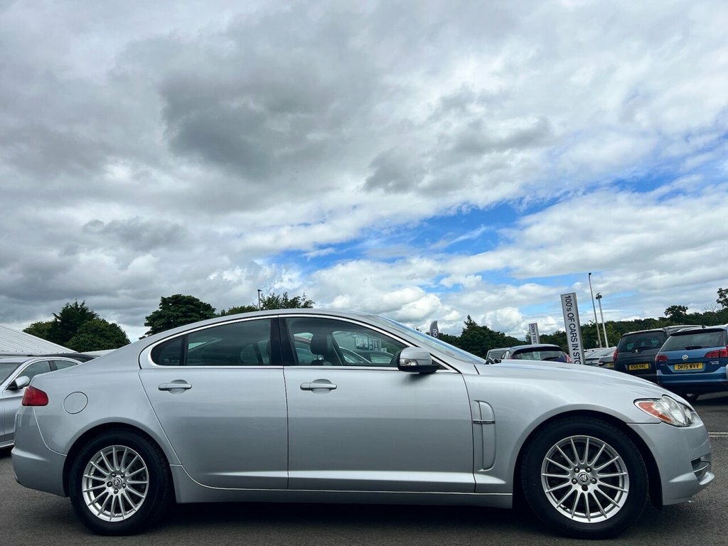 Jaguar XF 2.7 Luxury V6 204 Bhp Silver #5