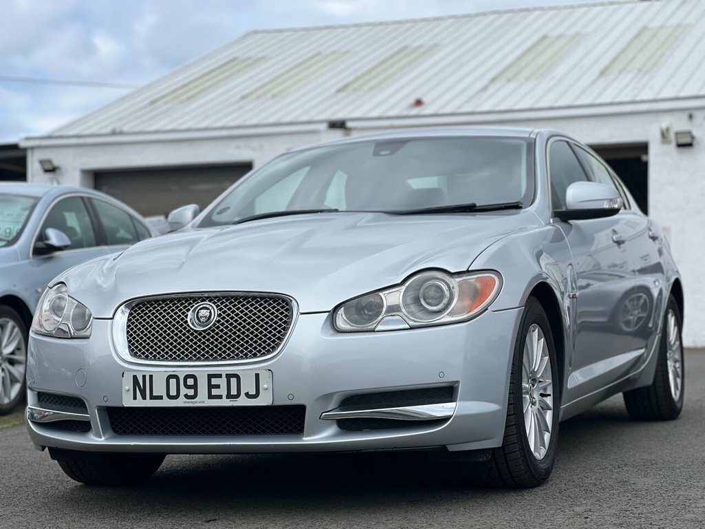Jaguar XF 2.7 Luxury V6 204 Bhp Silver #2