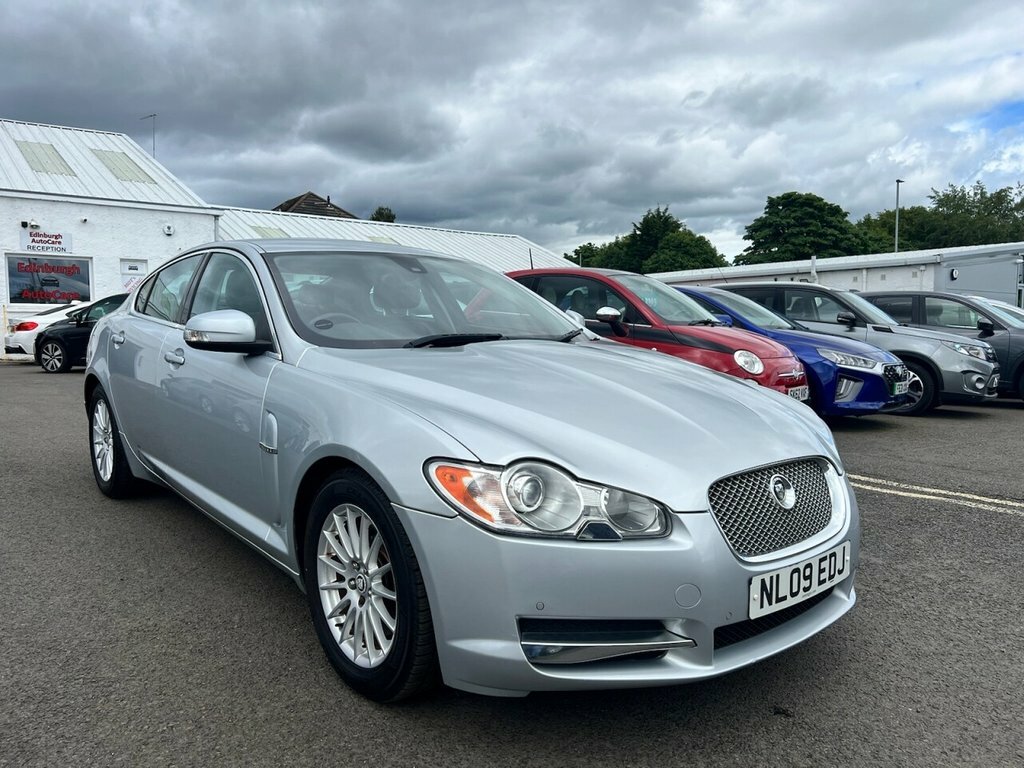 Jaguar XF 2.7 Luxury V6 204 Bhp Silver