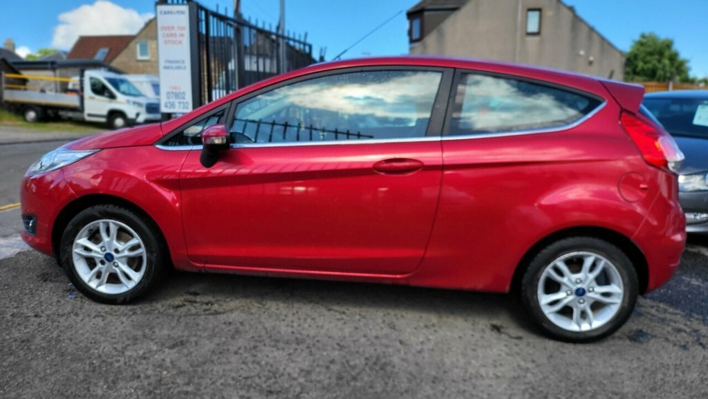 Ford Fiesta 1L Zetec SG65VCC Red #4