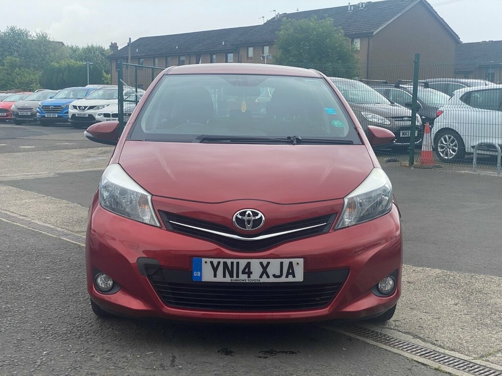 Toyota Yaris 1.3L Vvt-i Icon Plus YN14XJA Red #2