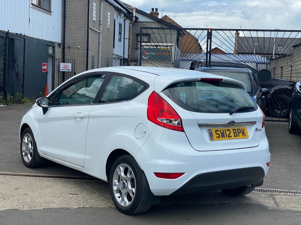 Ford Fiesta 1.4L Zetec 16V SW12BPK White #3
